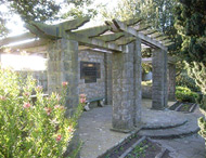 Ballantyne Memorial Rose Garden pergola before the earthquake Ballantyne Memorial Rose Garden pergola before the earthquake